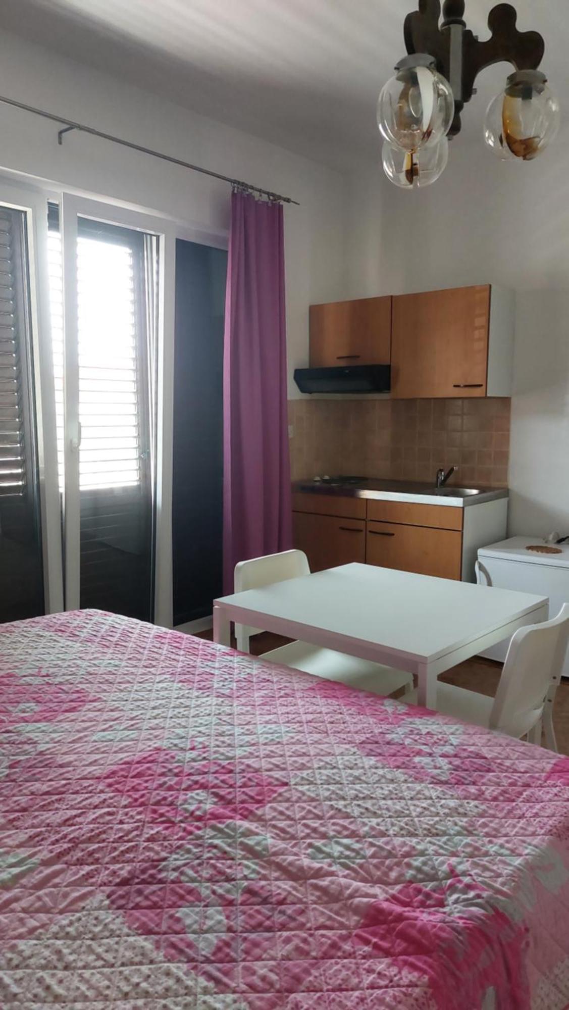 Apartments Nela Jelsa  Room photo